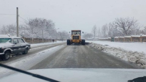 Buz bağlayan magistral yollar - FOTO