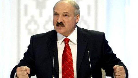 Lukaşenko "Omicron"a YOLUXDU