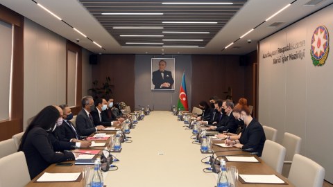 Ceyhun Bayramov Malayziyanın XİN başçısının müavini ilə görüşdü