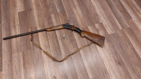 Şamaxıda qanunsuz silah götürüldü