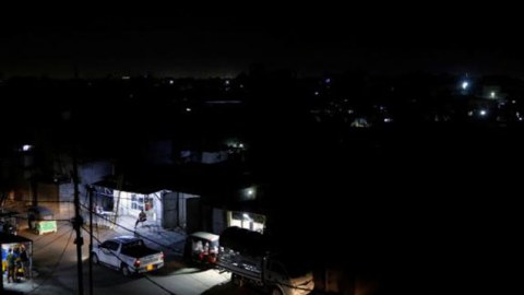 İran qazı kəsdi: İraqda böhran...
