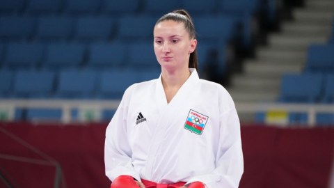 İrina Parisdə gümüş medal qazandı