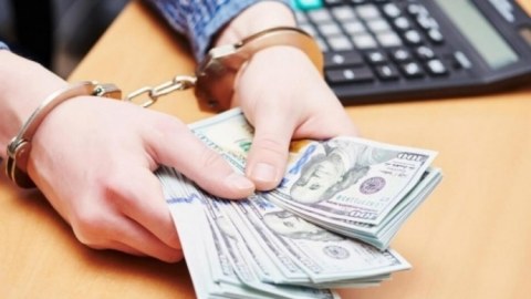 Rüşvət cinayətləri 2 dəfədən çox artıb - Baş Prokuror