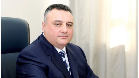 Eldar Mahmudovun əmisi oğlu ilə bağlı məhkəməyə müraciət edildi