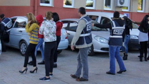 Türkiyədə 3 azərbaycanlı qadın SAXLANILDI