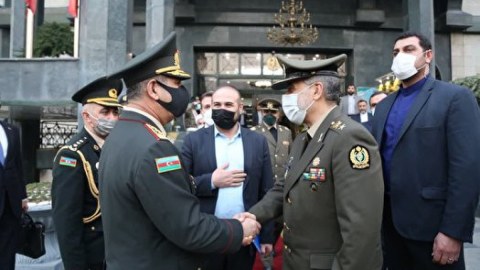 Zakir Həsənov İranın müdafiə naziri ilə GÖRÜŞDÜ