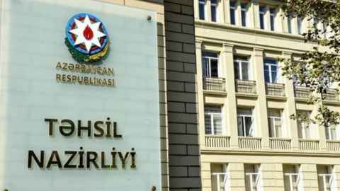 Töhmət alan müəllimin etirazına nazirlikdən CAVAB VERİLDİ