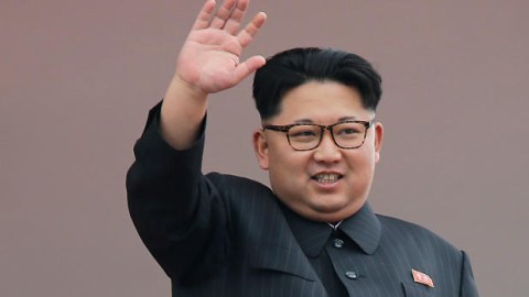 Kim Çen In özü ilə şəxsi unitaz gəzdirirmiş 