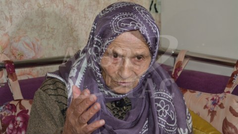 100 yaşlı Fatma nənə: 57 nəvəsi, 63 nəticəsi var 