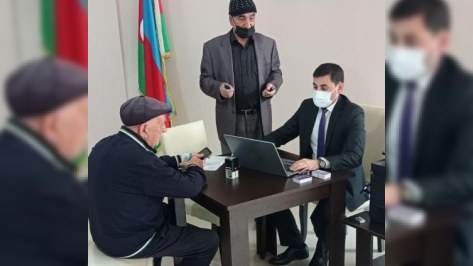 Azercell ahıl abunəçilərinin xidmətində!