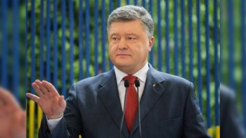 Poroşenko ifadə verməkdən imtina etdi