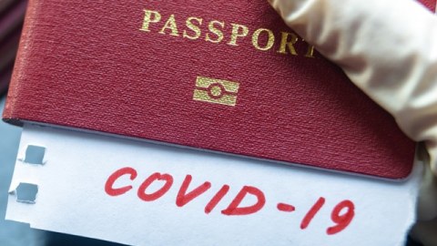 Qonşu ölkədə COVID-19 pasportu LƏĞV OLUNDU