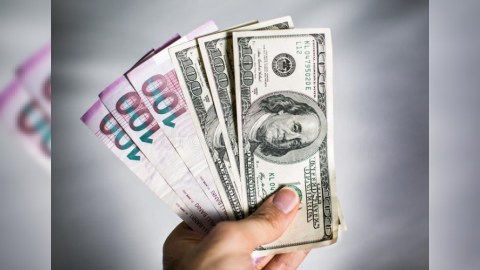 Dolların manata qarşı məzənnəsi sabit qaldı