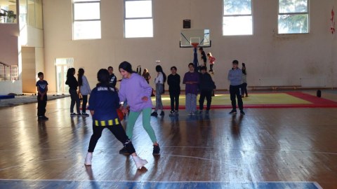 Marneulidə azərbaycanlı qızların basketbol komandası yaradıldı