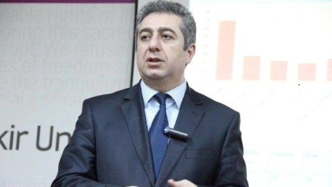 Qubad İbadoğludan yeni rekord - Bir cümlədə beş yalan