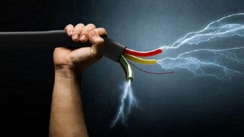 Elektrik kabeli 26 nəfərin həyatına son qoydu