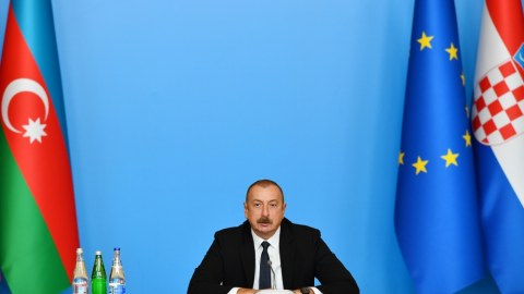 İlham Əliyev nazirlərin toplantısında - YENİLƏNİB