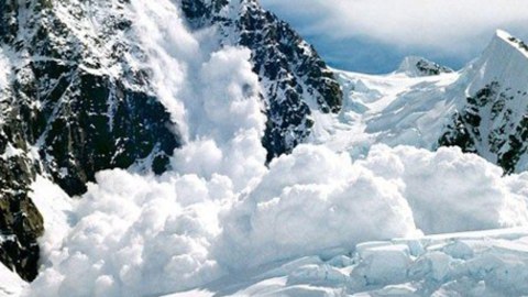 Qar uçqunu 4 nəfərin həyatına son qoydu