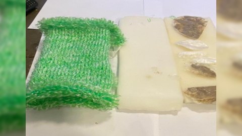 Həbsxanaya hamam süngərinin içində narkotik keçirmək istədi