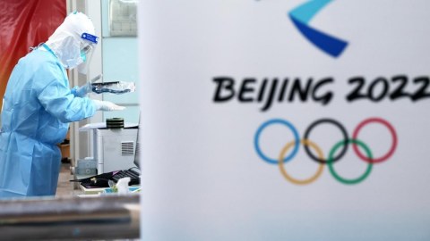 Pekin Olimpiadasında yoluxmalar artır