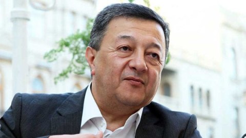“Media nümayəndələri yalnız faktlara söykənməlidir” - Elçin Şıxlı
