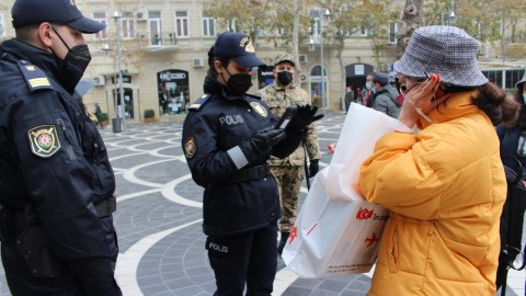 Vaksin vurduranlar çoxdur deyə qapanmaya GEDİLMİR