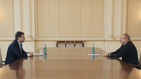 Prezident moldovalı naziri qəbul etdi