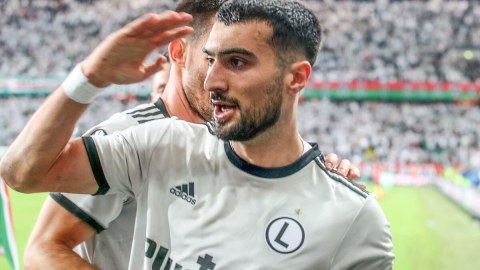 Mahir Emreli yeni klubu haqda danışdı: “Ailəm də yanımda olacaq”