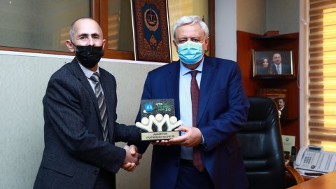 Ədliyyə Nazirliyinin idarə rəisi mükafata layiq görüldü