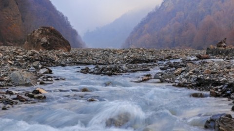 Kürdə suyun səviyyəsi yenə azalıb