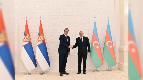 İlham Əliyev serbiyalı həmkarını təbrik etdi