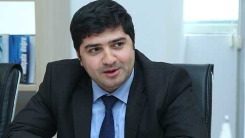 Ramiz Mehdiyevin köməkçisi SAXLANILDI