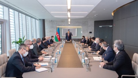 Mikayıl Cabbarov yeni müavinlərini təqdim etdi 