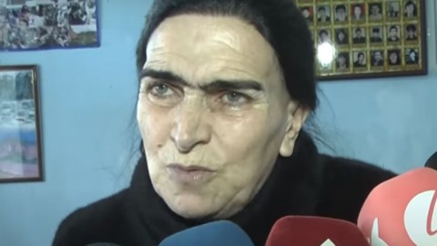 Müəllimi təhqir edən direktor işdən çıxarıldı
