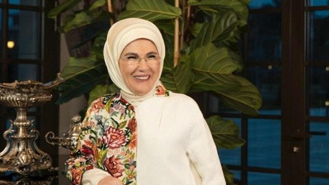 Əminə Ərdoğan koronavirusdan SAĞALDI
