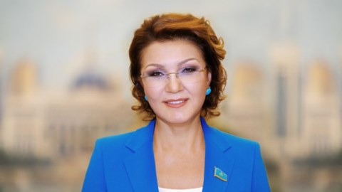 Nazarbayevin qızı deputat mandatından məhrum edilə bilər