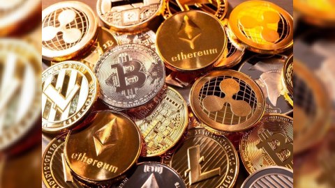 Məşhur investor kriptovalyutaya qadağa qoyulmasını İSTƏYİR