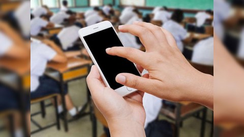 Şagirdlərdən telefonlar yığışdırılır? - Nazirdən açıqlama
