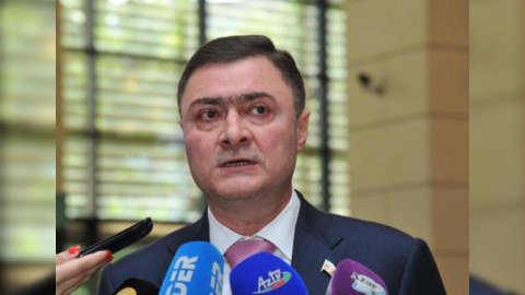 İnsan amili bütün digər amillərdən öndə dayanmalıdır