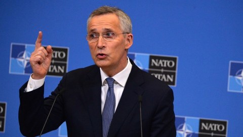 NATO-dan Rusiyaya çağırış - Qoşunları sərhəddən çıxarın!