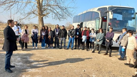 Qış Məktəbinin iştirakçıları Şuşada