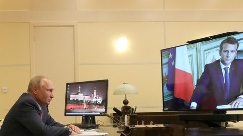 Putinlə Makron atəşkəs barədə razılığa gəldi