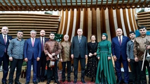 Əməkdar artist Ərdoğanı təsirləndirən ifasından YAZDI