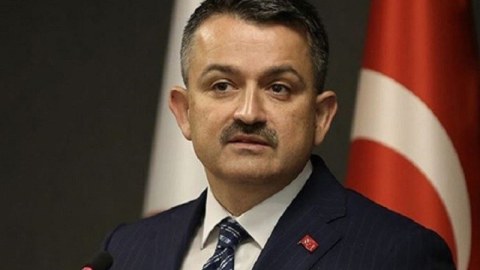 Türkiyəli nazir koronavirusa yoluxdu