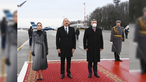 İlham Əliyev birinci xanımla Rusiyaya getdi - FOTO