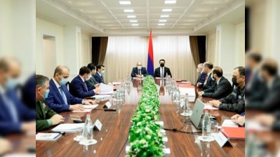 Paşinyan Təhlükəsizlik Şurasının iclasını keçirdi 