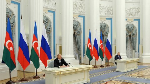 İlham Əliyev Moskva bəyannaməsini şərh etdi