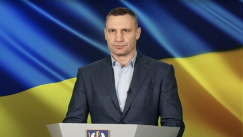 Kiyev merindən sakinlərə xəbərdarlıq: Evdən çıxmayın!