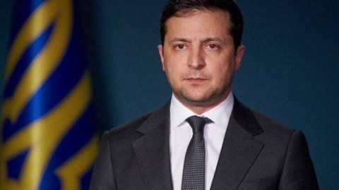 "Rusiya Çernobılı ələ keçirməyə çalışır" - Zelenski