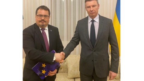 Aİ və Ukraynanın Azərbaycandakı səfirləri görüşdü